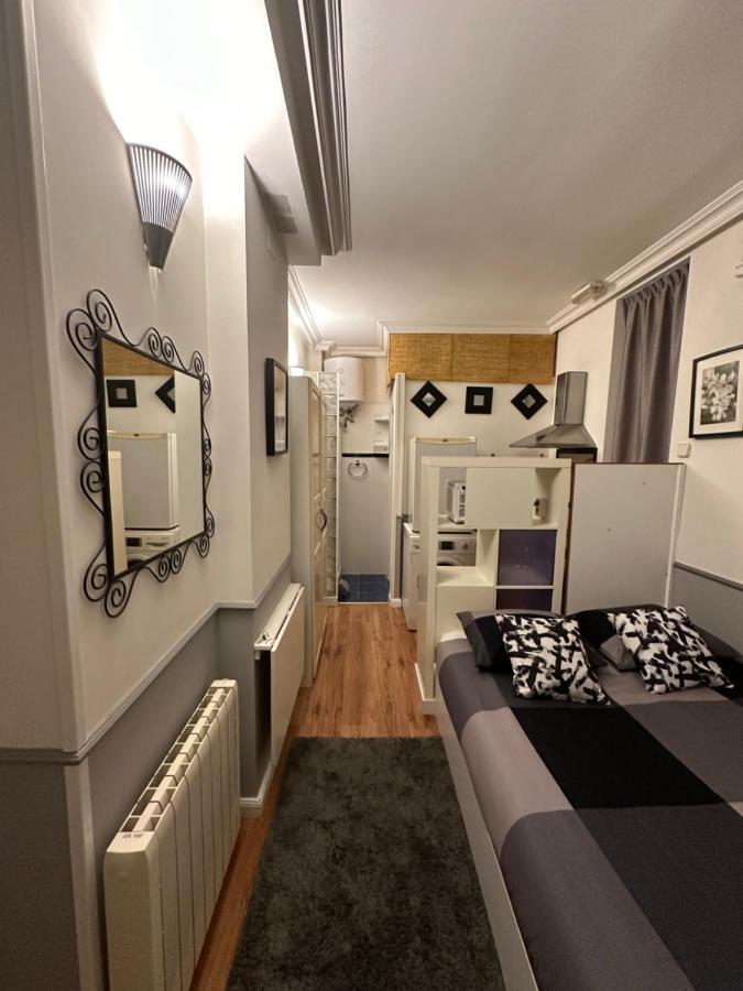 Petit House Center Apartment